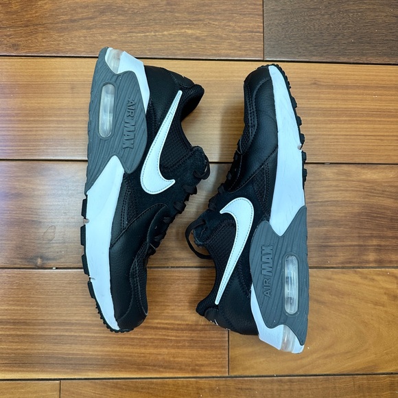 Nike Air Max - Picture 2 of 6